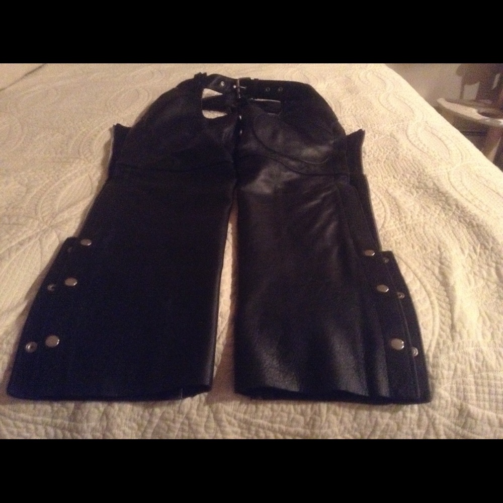 Uni-sex genuine leather chaps.